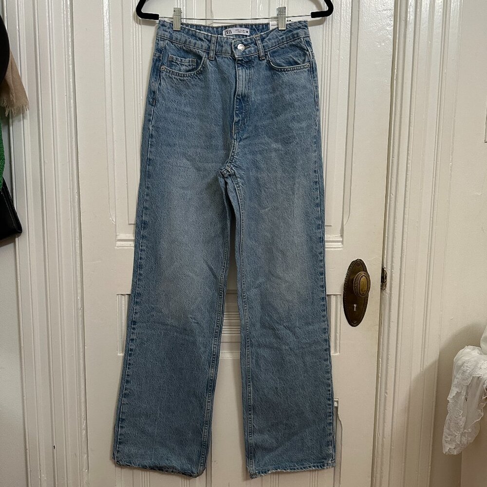 Zara Wide Straight Leg Jeans Light Wash